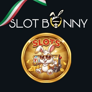Logo di Slot Bunny Casino con un coniglio giocoso che indossa occhiali da sole accanto a una slot machine, simbolo dell’attenzione del brand per le slot online e i bonus.